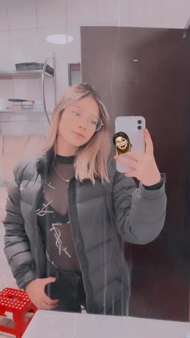 Valeria S.